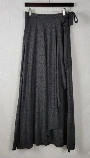 Susina Women's Skirt XS Black Striped Wrap Knit Draped Soft Maxi Tie Waist thumbnail 1