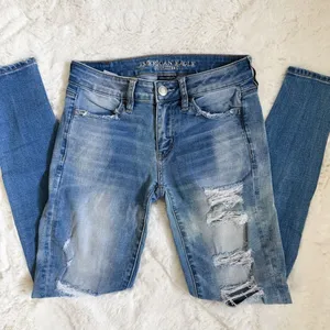 American Eagle Ripped Super Stretch Skinny Ripped Jeans 2 - Light Wash thumbnail 2