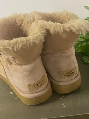 UGG Australia Bailey Button Suede Boots Womens Size 7 Chestnut Brown thumbnail 3