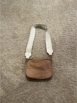 Aerie Crossbody Bag thumbnail 2