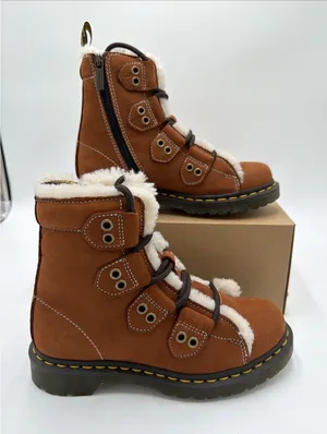 Dr. Martens Women's 1460 Ghille Boots Tan 7 NWB NO LID MSRP $ 180 thumbnail 1