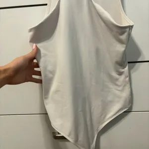 Abercrombie White Cutout Bodysuit thumbnail 6