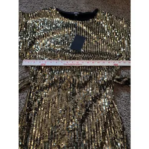 Celebrity Fashion Sequin Dress By Hera Collection Sz S Gold Holiday Party NWT thumbnail 6