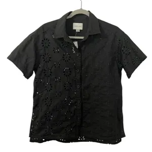 American Eagle Outfitters Black Eyelet Button Down Top(Size XS) thumbnail 2