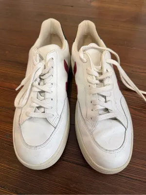 Veja Leather Sneakers White/Red Size 9 thumbnail 2
