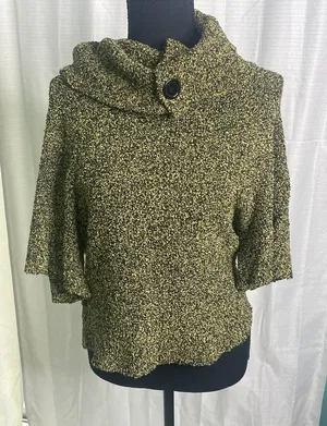 On Fire cowl neck‎ size medium Woman's short sleeve yellow black Sweater thumbnail 1