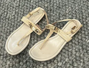 Coach White Leather Thong Sandal Size 39.5 thumbnail 1