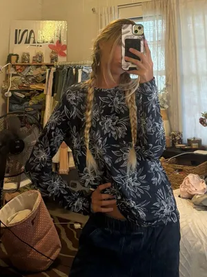 Soft Long Sleeve Size M thumbnail 1