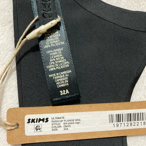 SKIMS Ultimate Teardrop Push-Up Bra 32A thumbnail 5