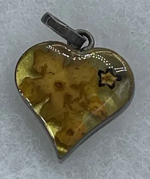 Vintage Sterling silver dried flowers epoxy heart pendant. thumbnail 1