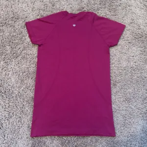 Lululemon ‼️ Swiftly Tech Short-Sleeve Shirt 2.0‼️ thumbnail 5