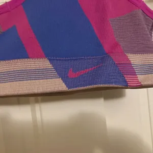 Nike Purple and Pink Colorblock Sports Bra XS Xtra Small Dri Fit Racerback thumbnail 3