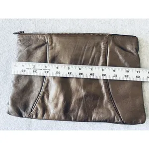 Vintage Leather Clutch Metallic Brown Zip Purse 80s Minimalist Bag Retro thumbnail 8