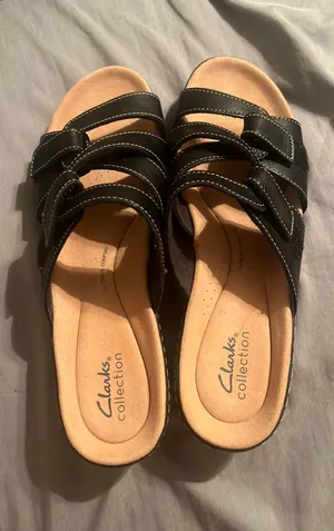 Clarks Sandles thumbnail 1