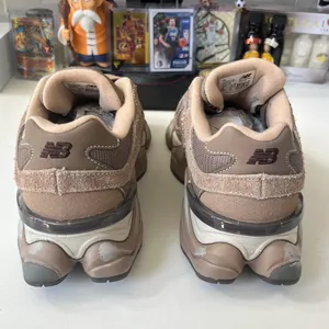New Balance Brown 9060 sneakers thumbnail 6
