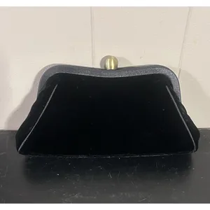 Banana Republic Black Satin Clutch Kiss Lock Evening Bag Chain Strap Purse thumbnail 2