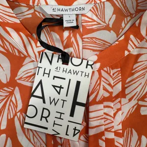 NWT 41 HAWTHORN Top Womens L Orange Sleeveless White Leaf Print Pleated Blouse thumbnail 3