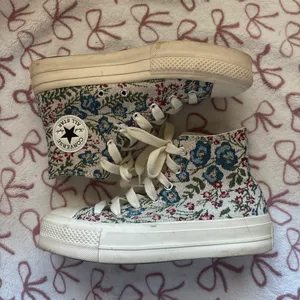 Limited Edition Floral High Top Platform Converse thumbnail 3