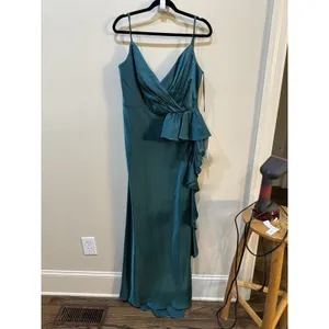 MAC DUGGAL FRG Green Satin Ruffled Asymmetrical Gown #67815 Size 12 thumbnail 3
