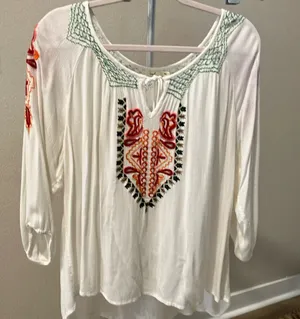Hagel Embroidered pleasant blouse high low thumbnail 1