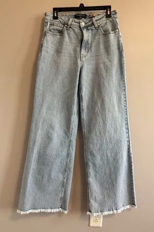 BCBGeneration‎ High rise wide leg size 9/29 thumbnail 1