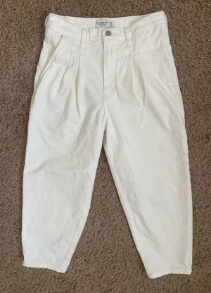 Abercrombie The 80’s Mom Jeans Ultra High Rise size 8 / 29 thumbnail 1