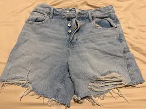 PacSun Shorts High-Rise Jean Distressed relaxed fit thumbnail 1