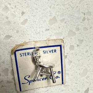 VINTAGE ESTATE SPENCER CO. 925 STERLING SILVER 3‎ Leg Stool CHARM thumbnail 3