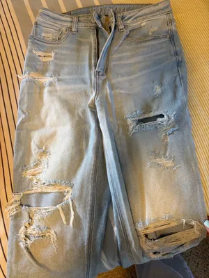 American Eagle Stretch Ripped Jeans Mom thumbnail 1