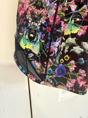 Lululemon Hotty Hot Low-Rise Lined Short 4" Flowerscape Multi Size 6 thumbnail 7