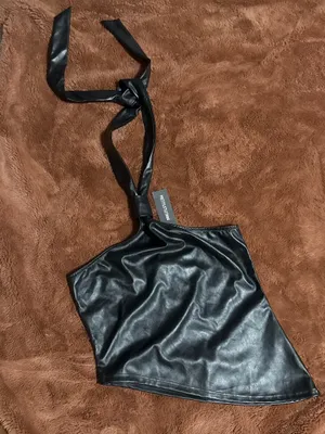 Brand new pretty little thing black top size 10 thumbnail 1