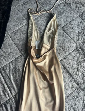Windsor Halter Dress thumbnail 2