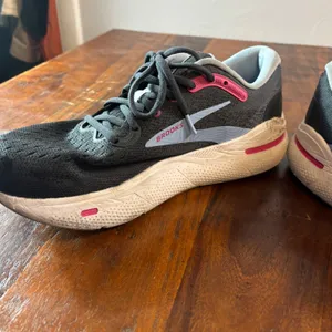 Brooks Ghost Max Womens 9.5 Wide Running Shoe Black Pink 1203951D082 DNA LOFT v2 thumbnail 12
