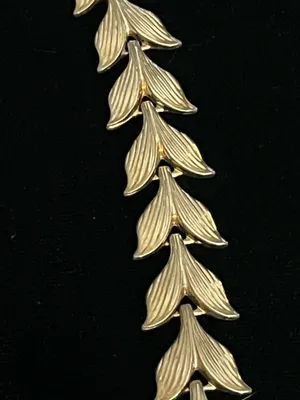 Vintage 15" Gold Tone Leaf Link Necklace thumbnail 2