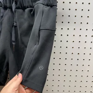Lululemon On The Fly Black Women's Shorts thumbnail 3