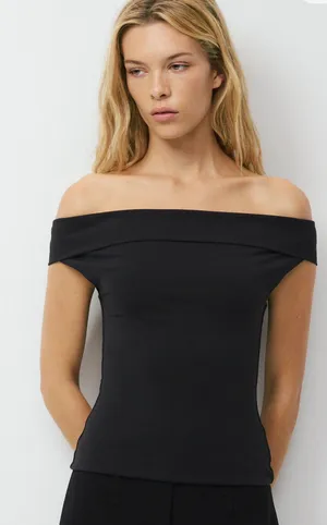 Aritzia Black Contour Ravish Top  thumbnail 1