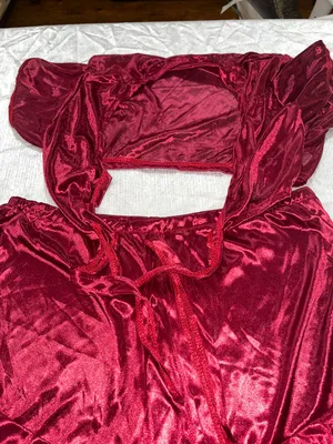 2 pieces Knotted crop top ruffle shorts thumbnail 4