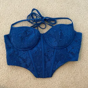 Elegant Blue Lace Bustier Size 6 thumbnail 1