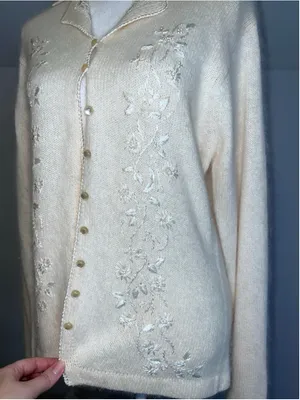 VTG Floral Embroidered Cardigan SILK ANGORA Beige Size M thumbnail 3