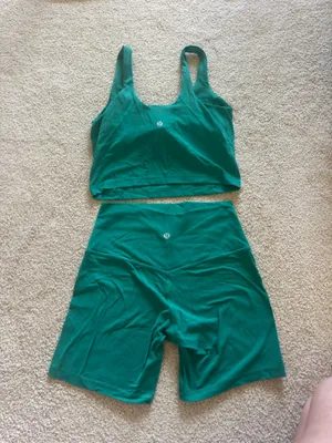 Lululemon green set thumbnail 2