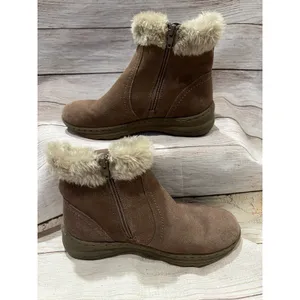 Baretraps Boots Women’s Andee Winter Snow Beige Leather Zip Button Sherpa Size 6 thumbnail 3