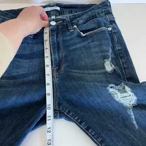 Good American Women's‎ Good Legs Distressed Raw Hem Blue Jeans thumbnail 8