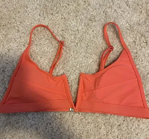 Aurelle Swim Top Size Medium thumbnail 1
