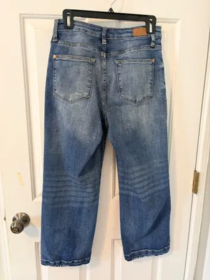 Judy Blue Jeans Cropped Straight thumbnail 2
