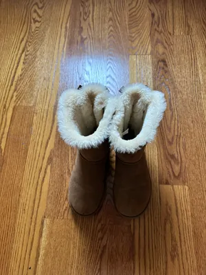 UGG Women’s Bailey Bow II Boots thumbnail 3