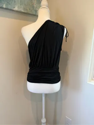 Anthropologie Black One Shoulder Tie Shoulder Camisole Medium thumbnail 2