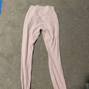 Lululemon Leggings Align 28" pink  thumbnail 2