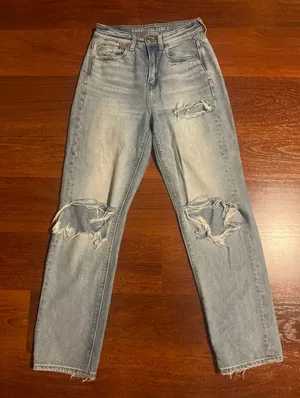 American Eagle Jeans thumbnail 1