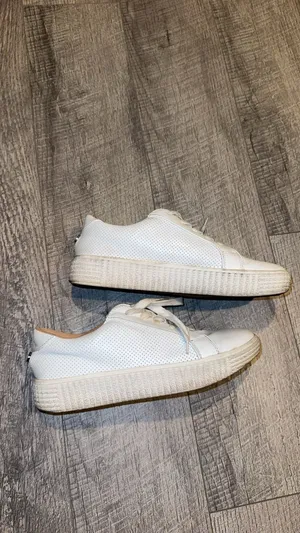 Steve Madden Sneakers thumbnail 2