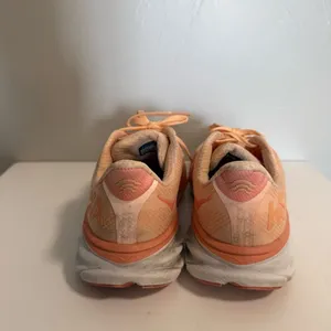 Hoka Women's Clifton 8 Cantaloupe‎ Orange Sneaker Comfort Shoe 8B thumbnail 4